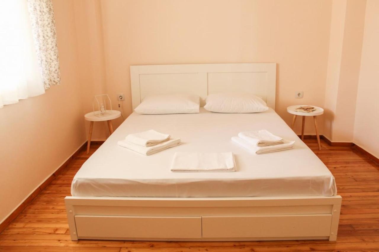 Centro Home Kalamata Bagian luar foto